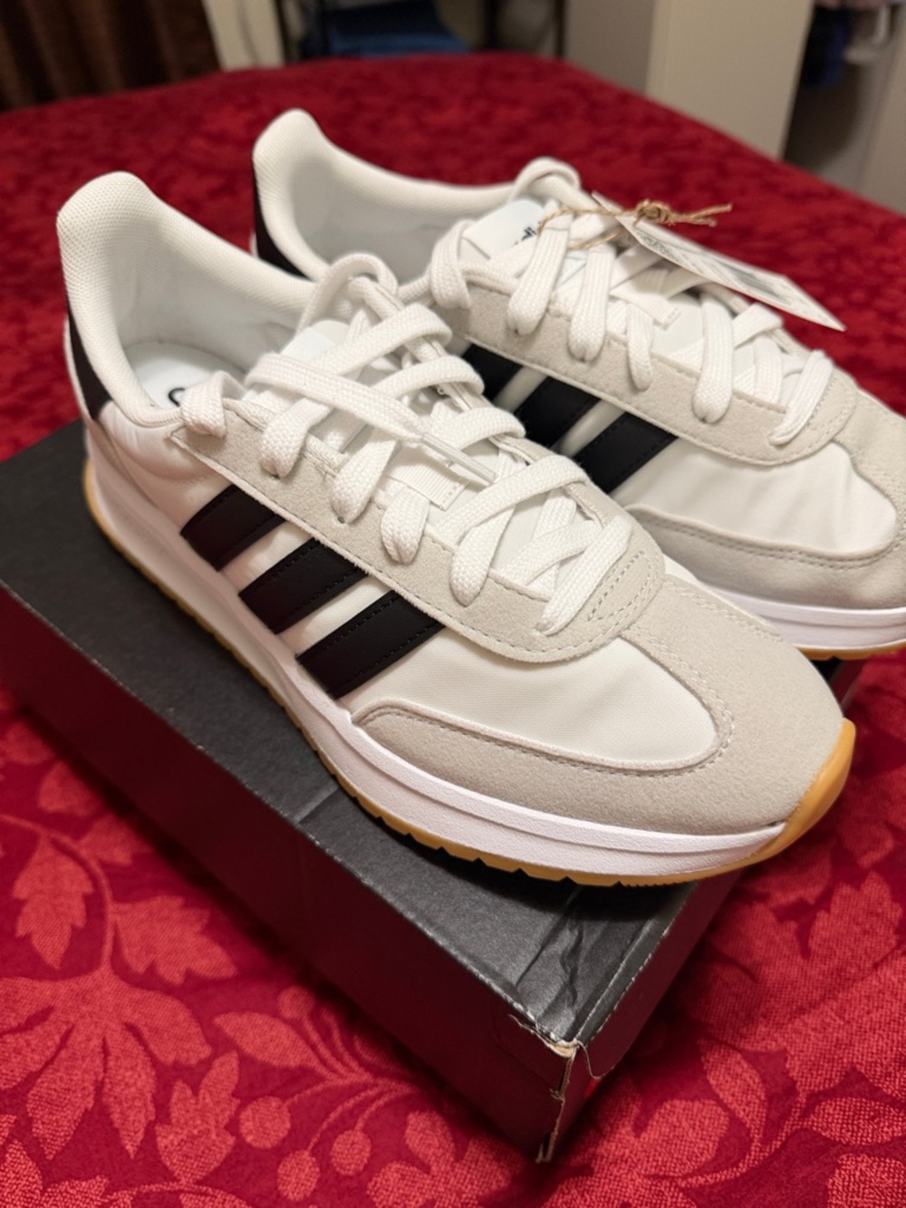adidas run70s 2.0